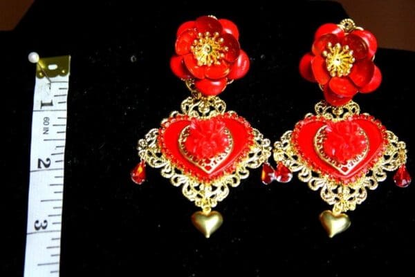 SOLD! 3712 Baroque Red Heart Rose Crystal Earrings Studs - Image 7