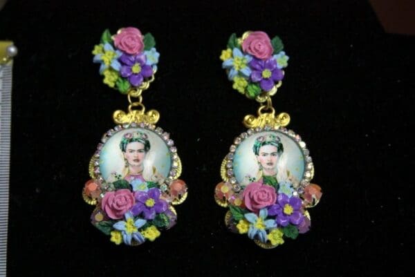SOLD! 3716 Frida Kahlo Cameo Hand Painted Flower Studs Earrings - Image 2