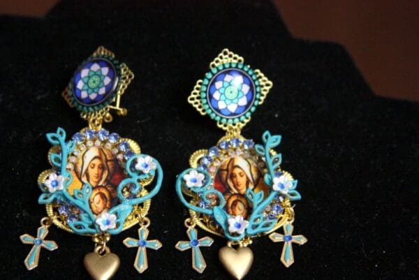 SOLD! 3725 Madonna Virgin Mary Stained Glass Pattern Hnd Paiunted Earrings Studs - Image 7