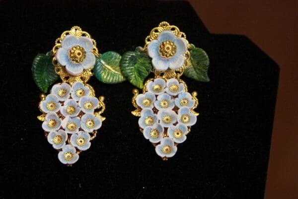 SOLD! 3753 Hand Painted Blooming Blue Flower Earrings Studs - Image 8
