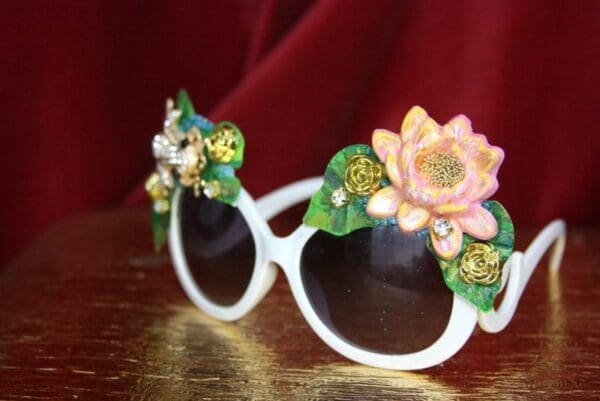 SOLD! 3773 Art Nouveau Embellished Pearl Enamel Crystal Frog Unusual Sunglasses - Image 3