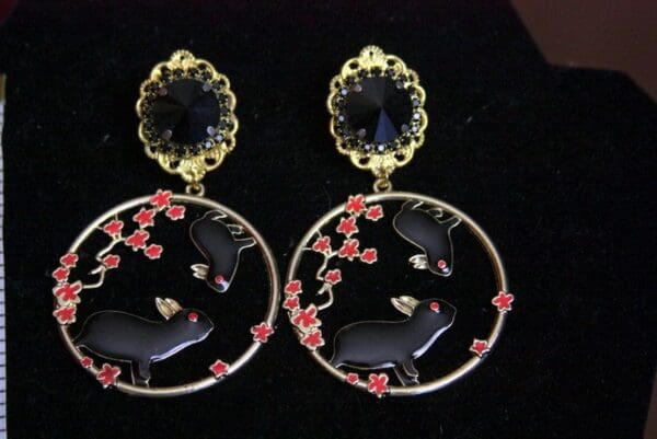 SOLD! 3783 Black Unusual Enamel Mouse Studs Earrings - Image 7