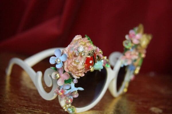 SOLD! 3806 Baroque Hand Painted Cherub Flower Ladybug Embellished Sunglasses - Image 8