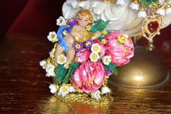 SOLD! 3818 Huge Hand Painted Musical Cherub Putti TulipsUnique Brooch - Image 6
