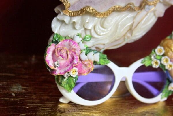 SOLD! 3835 Baroque Hand Painted Musical Cherub Mandolin Lilly Of The Valley Rose Embellished Sunglasses - Image 8