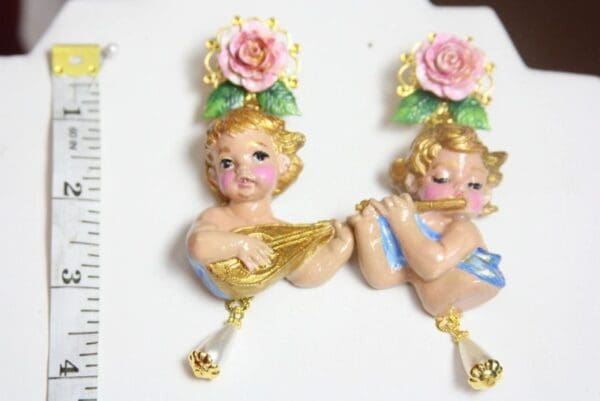 SOLD! 3847 Baroque Hand Painted Musical Vivid Roses Cherubs Earrings Studs - Image 8
