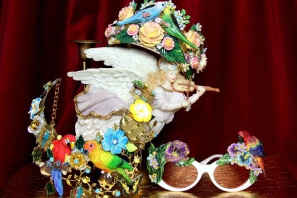 SOLD! 3850 Baroque Hand Painted Parrot Flowers Embellished Sunglasses - Image 8