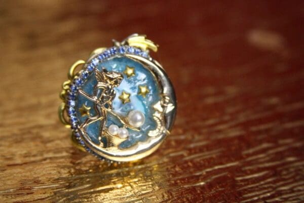 SOLD! 3895 Massive Genuine Agate Moon Metal Adjustable Cocktail Ring - Image 2