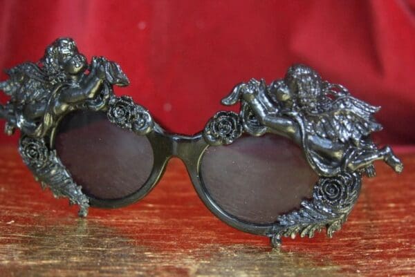 SOLD! 3915 Baroque Black Faced Cherubs Angels Embellished Sunglasses - Image 7