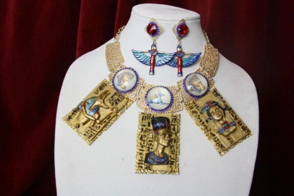 SOLD! 3947 Set Of Egyptian Revival Paraoh Hand Painted 3D Effect Statement Necklace+ Earrings - Image 8