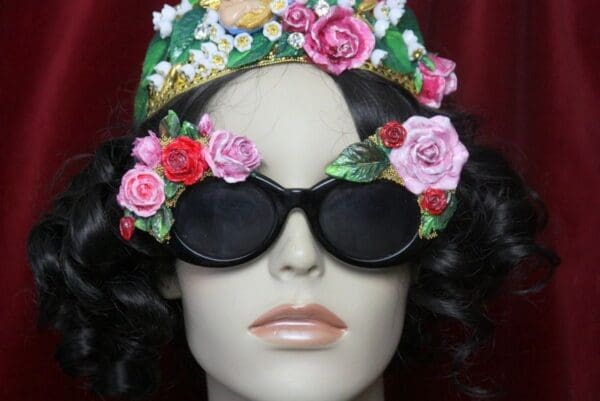 SOLD! 3948 Baroque Vivid Hand Painted Roses Leaf Embellished Sunglasses - Image 2