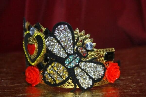 SOLD! 3959 Unusual Baroque Bee Heart Appliqué Crystal Flower Crown Headband - Image 8