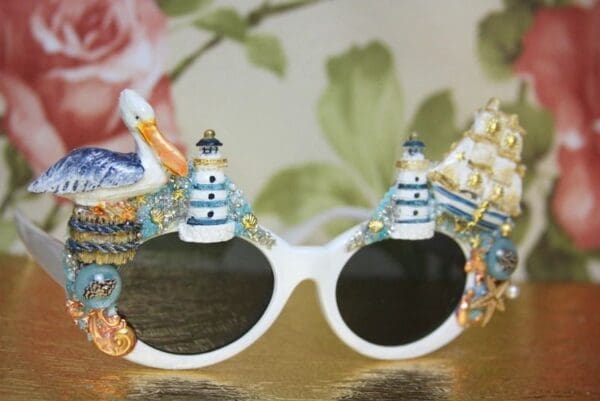 SOLD! 4009 Nautical Hand Painted Ship Embellished Sunglasses - Image 8