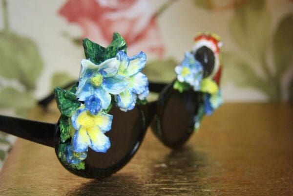 SOLD! 4013 Art Nouveau Hawaii Parrot Flower Embellished Sunglasses - Image 3