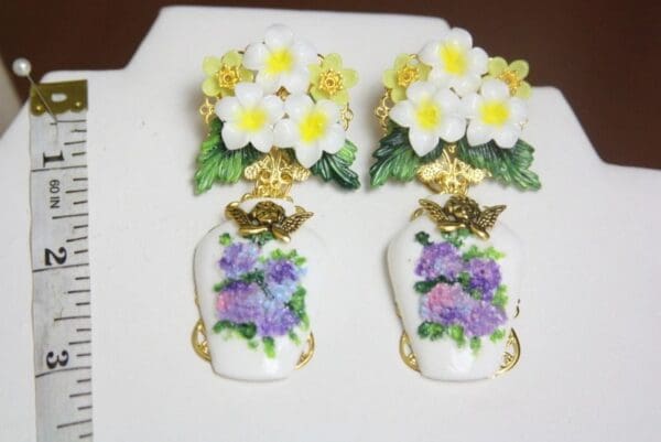SOLD! 4027 Sicilian Vase Hand Painted Lemon Flowers Studs Earrings - Image 6