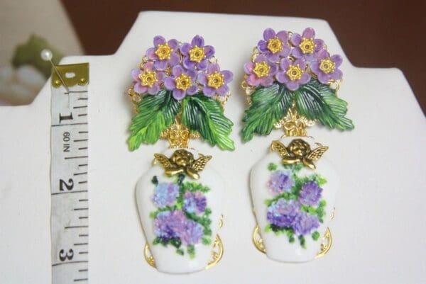 SOLD! 4028 Sicilian Vase Hand Painted Hydrangea Studs Earrings - Image 6