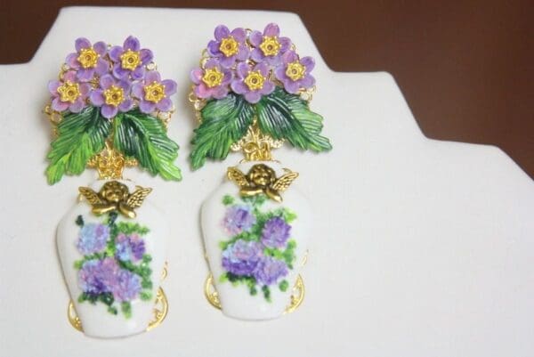 SOLD! 4028 Sicilian Vase Hand Painted Hydrangea Studs Earrings - Image 7
