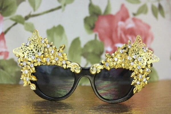 SOLD! 4044 Baroque Gold Butterfly Rhinestones Flowers Embellished Sunglasses - Image 9