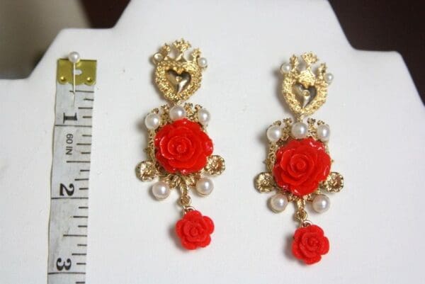 SOLD! 4074 Baroque Crown Red Rose Pearl Earrings Studs - Image 6