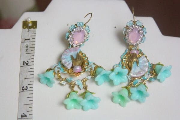 SOLD! 4080 Victorian Hand Painted Fan Hands Dangle Earrings Studs - Image 2