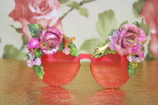 SOLD! 4104 Baroque Fuchsia Pink Flower Bee Embellished Sunglasses - Image 7