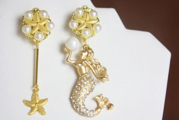 SOLD! 4149 Irregular Mermaid Star Nautical Earrings Studs - Image 8