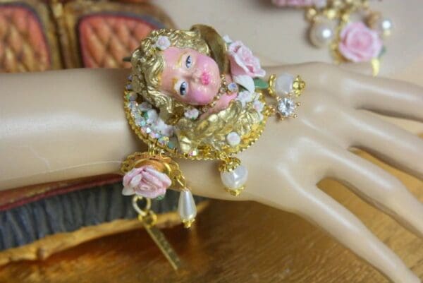 SOLD! 4174 Zibellini Total Baroque Chubby Hand Painted Cherub Angel Roses Bracelet - Image 5