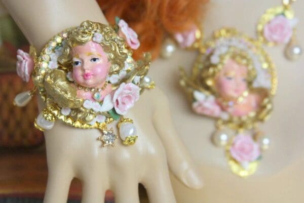 SOLD! 4174 Zibellini Total Baroque Chubby Hand Painted Cherub Angel Roses Bracelet - Image 8