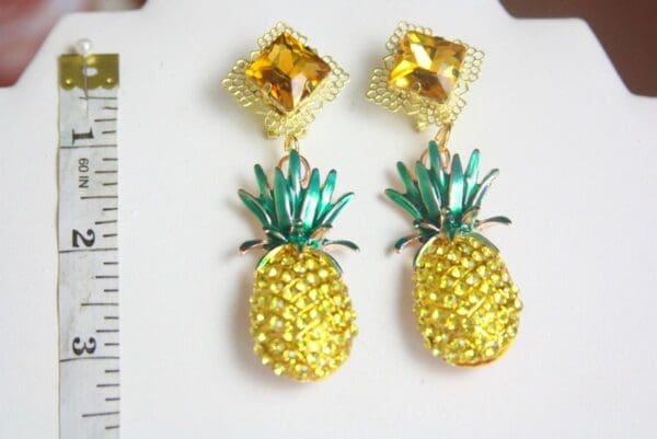 SOLD! 4187 Baroque Crystal Pineapple Earrings Studs - Image 7