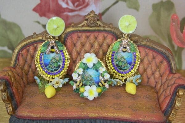 SOLD! 4188 Italian Large Taormina Enamel Bee Cameo Earrings Studs