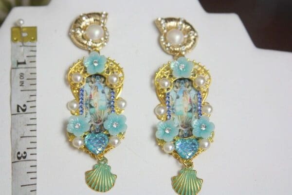 SOLD! 4218 Birth Of Venus Tall Shell Victorian Cameo Earrings Studs - Image 6