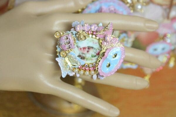 SOLD! 4229 Hand Painted Large Marie Antoinette Butterfly Adjustable Cocktail Huge Ring - Image 7