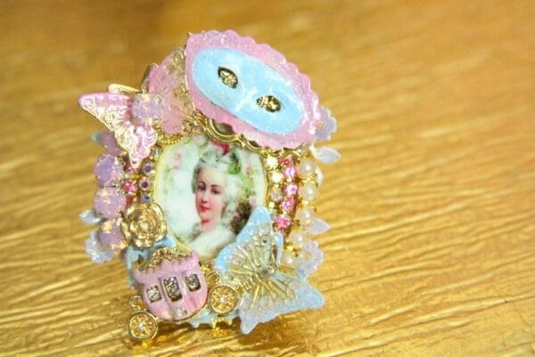 SOLD! 4229 Hand Painted Large Marie Antoinette Butterfly Adjustable Cocktail Huge Ring - Image 9
