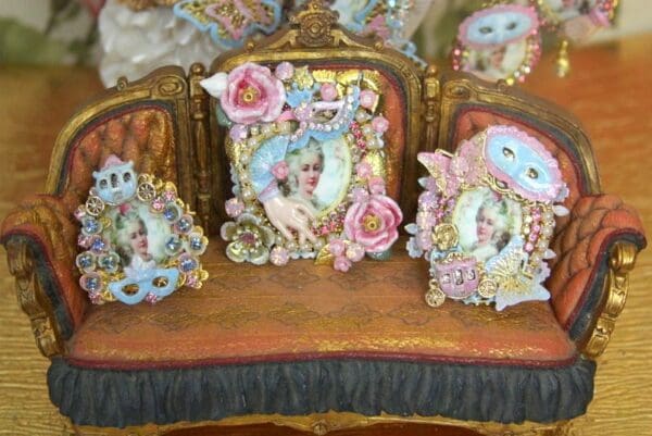 SOLD! 4230 Victorian Marie Antoinette Fan Mask Hand Painted Huge Crystal Brooch - Image 2