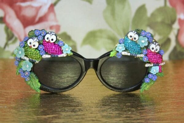 SOLD! 4232 Adorable Crystal Owl Bird Enamel Gold Leaf Embellished Sunglasses - Image 5