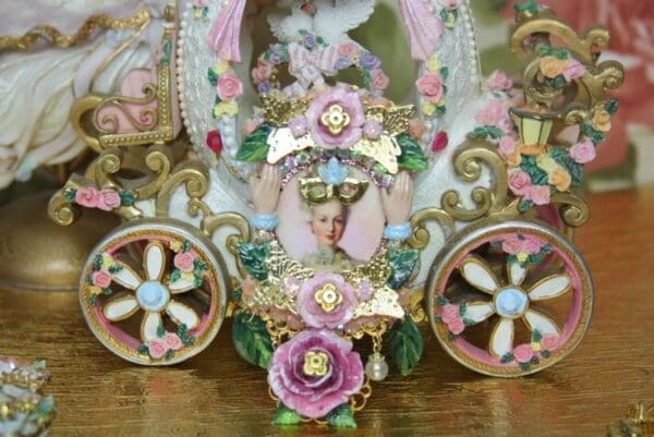 SOLD! 4261 Young Marie Antoinette Mask Hand Painted Huge Crystal Brooch - Image 9