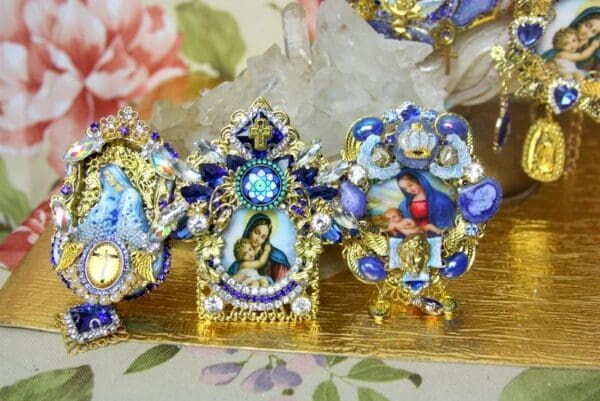 SOLD! 4300 Genuine Solar Quartz Unique Virgin Mary Madonna Crown Jesus Huge Crystal Brooch - Image 8