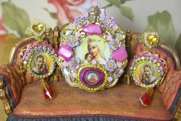 SOLD! 4301 Set Of Genuine Solar Quartz Fuchsia Unique Virgin Mary Madonna Crown Jesus Huge Crystal Brooch - Image 4