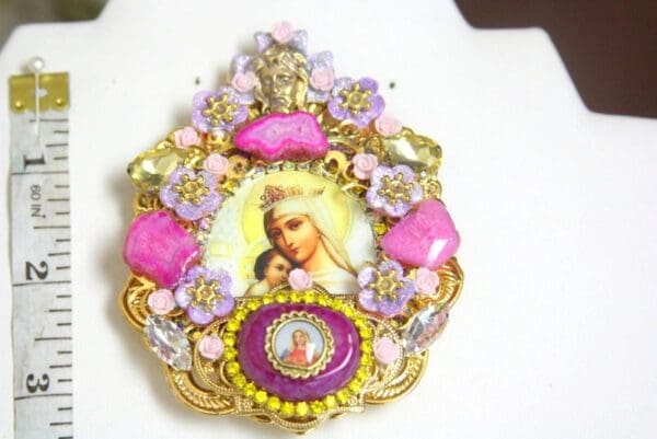 SOLD! 4301 Set Of Genuine Solar Quartz Fuchsia Unique Virgin Mary Madonna Crown Jesus Huge Crystal Brooch - Image 5