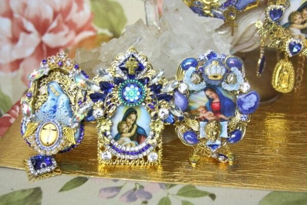 SOLD! 4302 Set Of Genuine Solar Quartz Fuchsia Unique Virgin Mary Madonna Crown Jesus Huge Crystal Brooch - Image 10