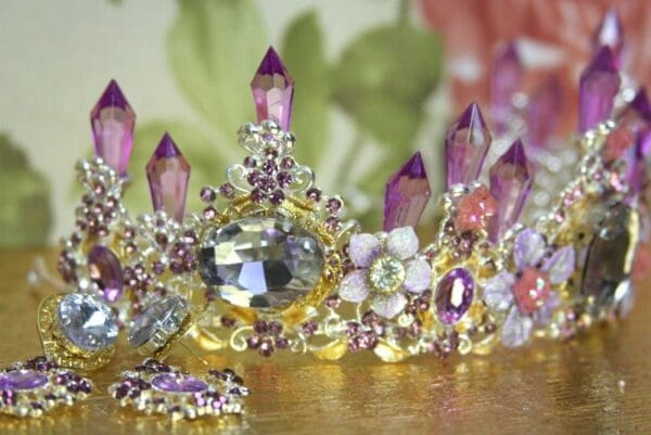 SOLD! 4303 Set Of Lavender Flower Crystal Stunning Tiara+ Earrings - Image 5