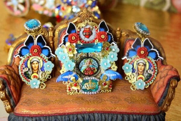 SOLD! 4326 Set Of Madonna Virgin Mary Stain Glass Butterfly Huge Crystal Brooch - Image 2