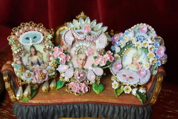 SOLD! 4363 Victorian Young Marie Antoinette Fan Mask Roses Hand Painted Huge Crystal Brooch - Image 7