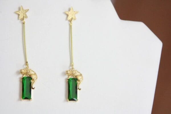 SOLD! 4400 Baroque Designer Inspired Leopard Green Crystal Star Elegant Studs - Image 7