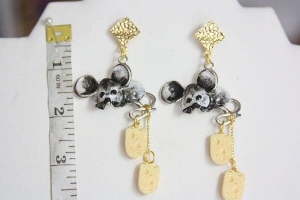 SOLD! 4401 Baroque Hand Painted Adorable Mouse Cheese Studs Earrings - Image 2