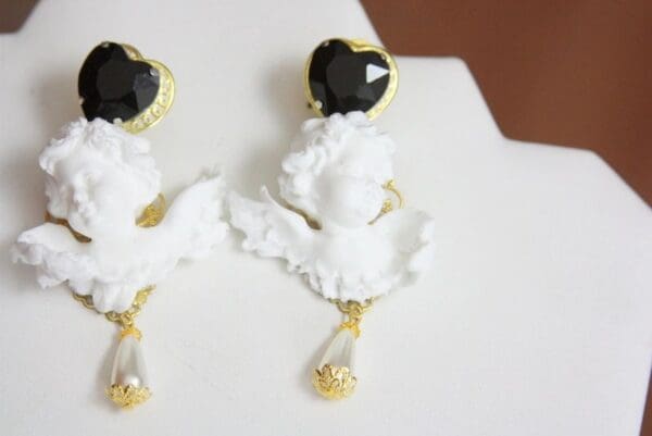 SOLD! 4413 Baroque White Cherubs Angels Studs Earrings - Image 8