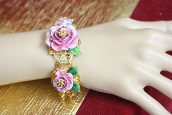 SOLD! 4436 Hand Painted Roses Baroque Bracelet - Image 3