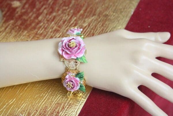 SOLD! 4436 Hand Painted Roses Baroque Bracelet - Image 7