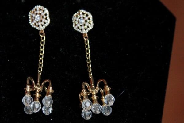 SOLD! 4502 Baroque Chandelier Clear Crystal Studs Earrings - Image 8