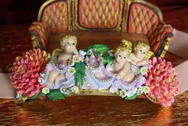 SOLD! 4506 Baroque Vivid Huge Cherubs Angels Chrysanthemum Hand Painted Waist Belt Size L, XL - Image 7